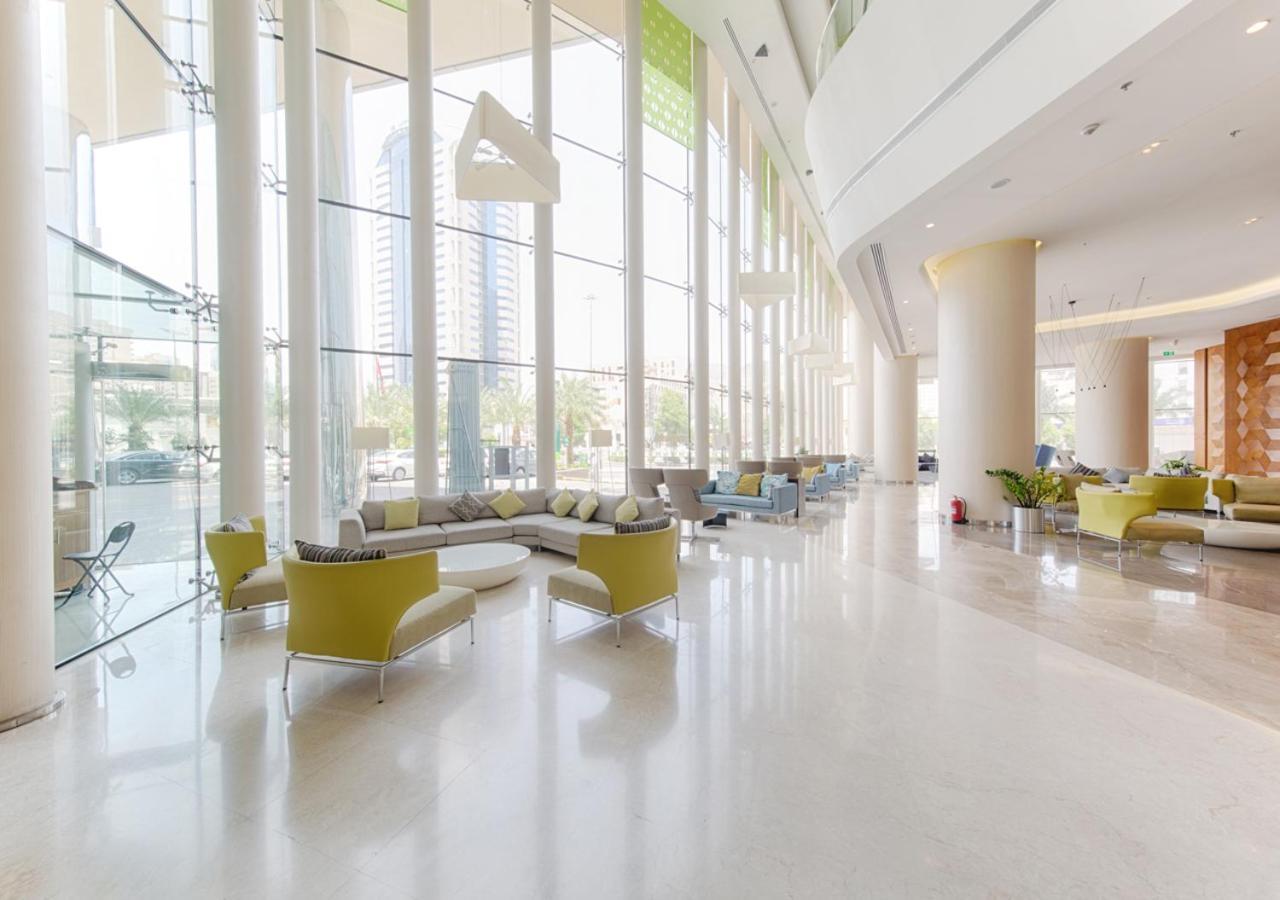 Holiday Suites Al Azizia Mekka Eksteriør billede The lobby of the hotel