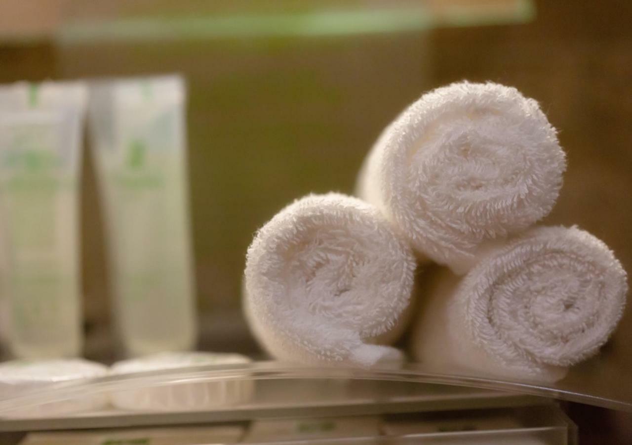 Holiday Suites Al Azizia Mekka Eksteriør billede Cotton towels